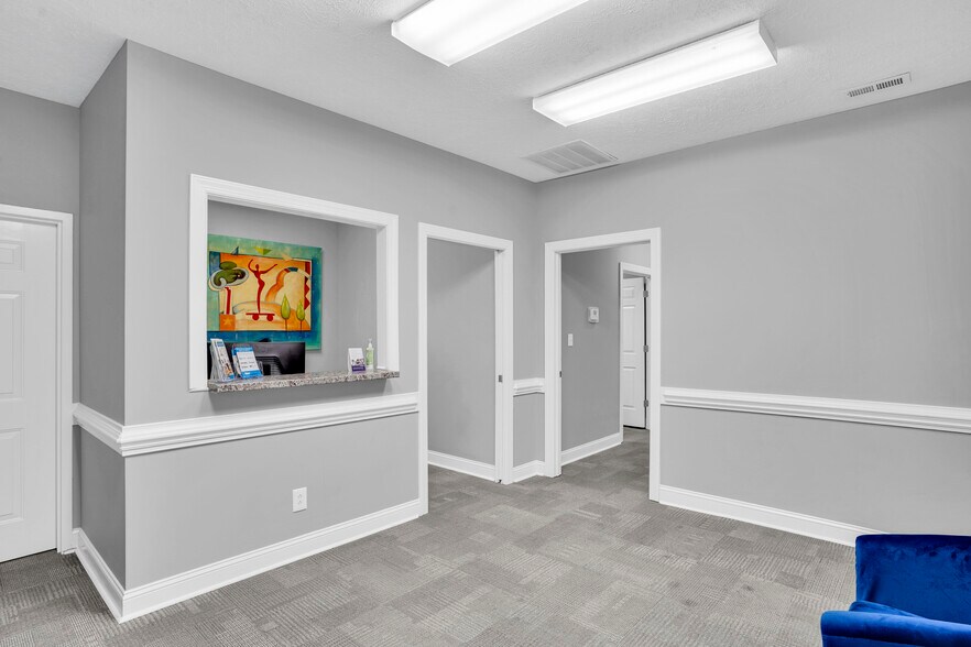 More Photos Of 2915 Raeford Rd, Fayetteville Medical For Lease