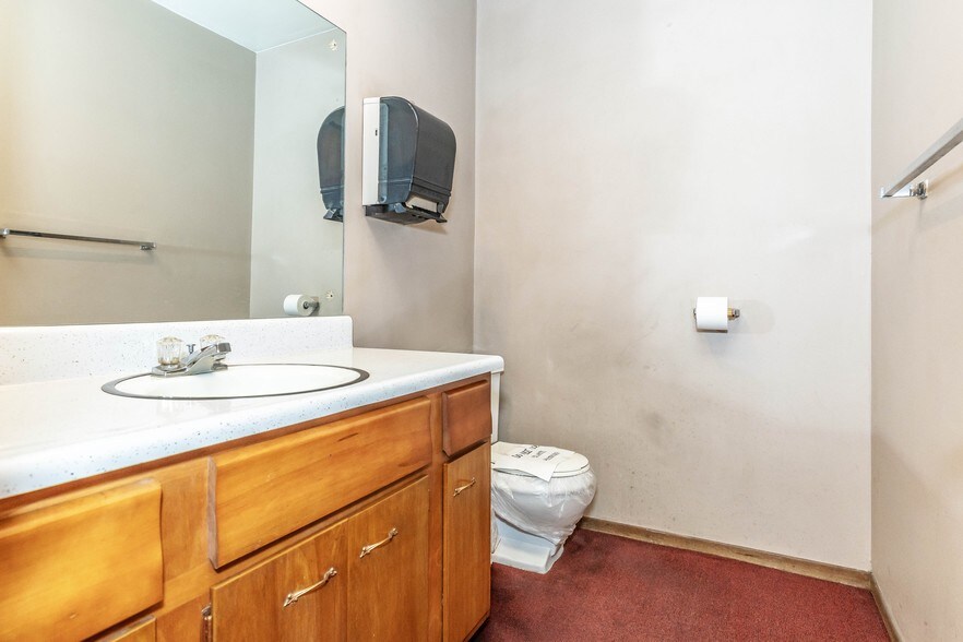 More Photos Of 283 N Main St, Fredericktown Industrial For Sale