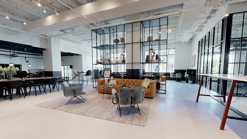 More Photos Of 575 7th St NW, Washington Office For Lease