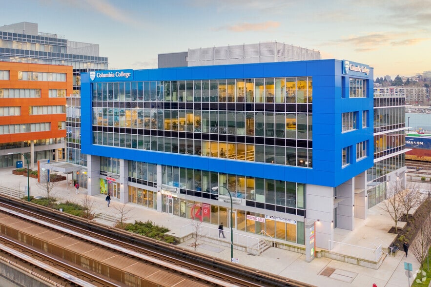 More Photos Of 438 Terminal Av, Vancouver Office For Lease