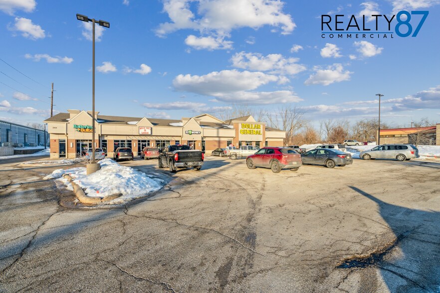 More Photos Of 266 Blairs Ferry Rd NE, Cedar Rapids Storefront For Lease