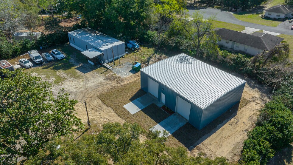 More Photos Of 4820 NE 35th St, Silver Springs Auto Dealership For Sale