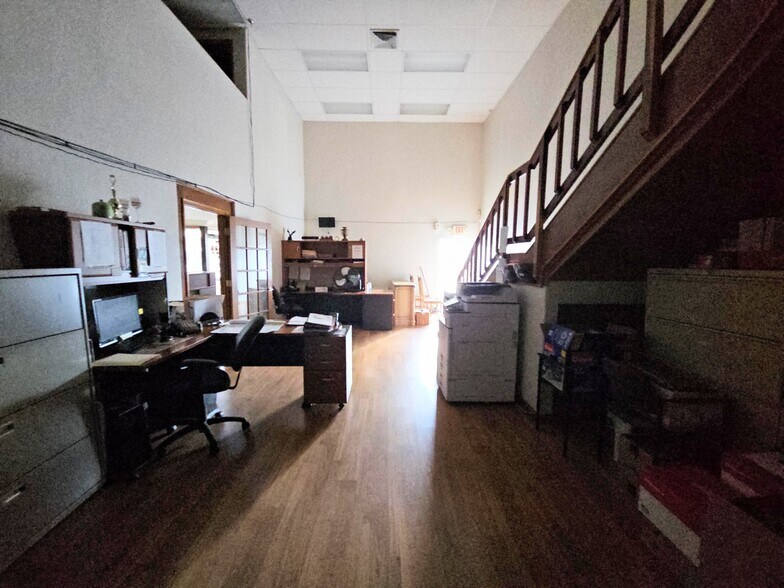 More Photos Of 6187 NW 167th St, Miami Lakes Office For Sale