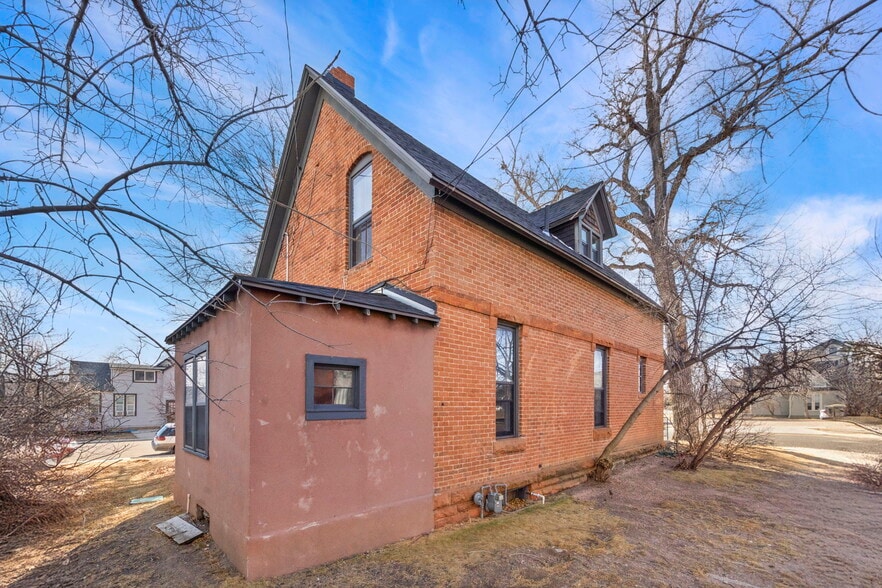 More Photos Of 2103 Evans Ave, Cheyenne Office For Lease