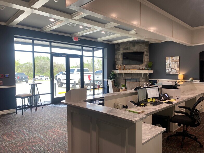 More Photos Of SWC Evans Rd & E 111th, Broken Arrow Unknown For Lease