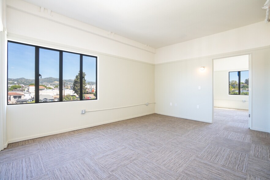 More Photos Of 5128 Marathon St, Los Angeles Apartments For Sale