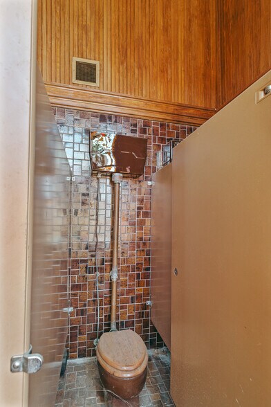 More Photos Of 100 S Grand St, Monroe Restaurant For Sale