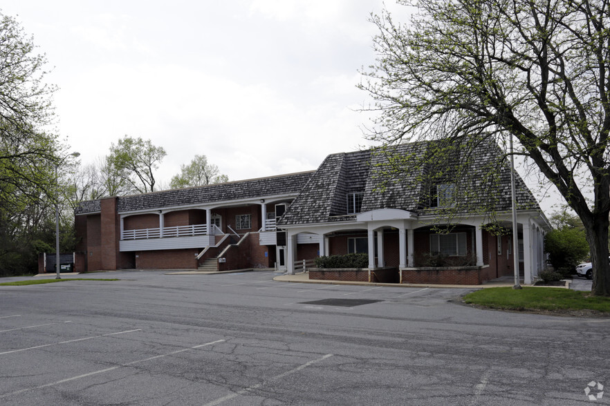 Primary Photo Of 800 New Holland Ave, Lancaster Coworking Space