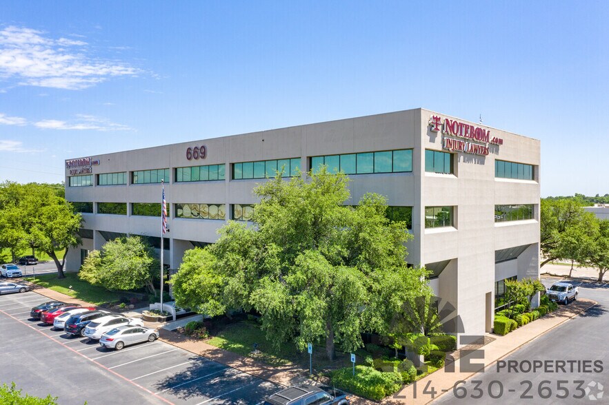 Primary Photo Of 669 Airport Fwy, Hurst Office For Lease
