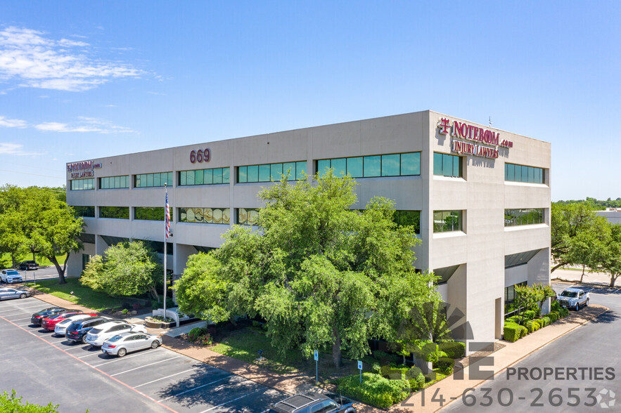 Primary Photo Of 669 Airport Fwy, Hurst Office For Lease