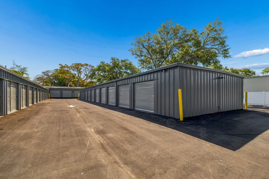 More Photos Of 1453 S Martin Luther King Jr Ave, Clearwater Warehouse For Sale