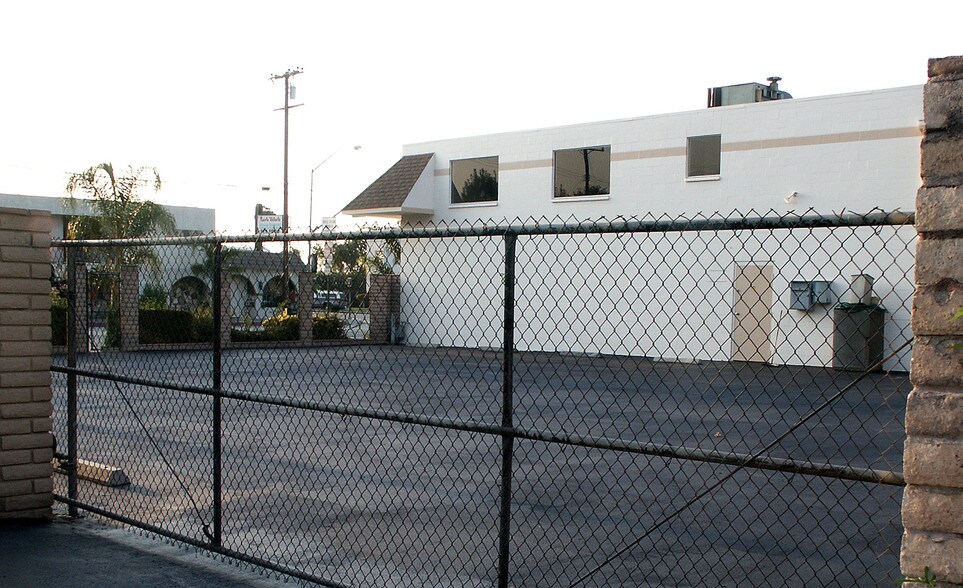More Photos Of 4989 Santa Anita Ave, Temple City Research And Development For Lease