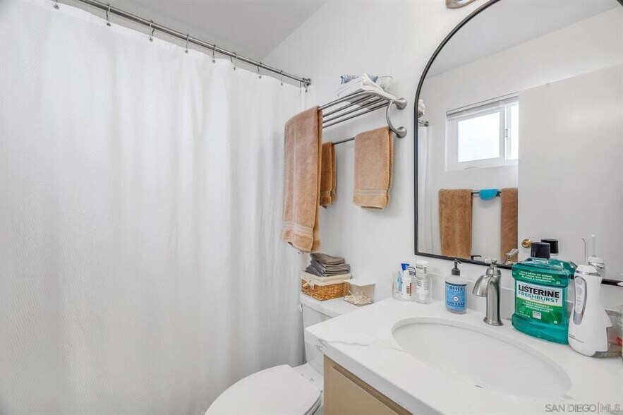 More Photos Of 248 Orange Ave, Coronado Multifamily For Sale