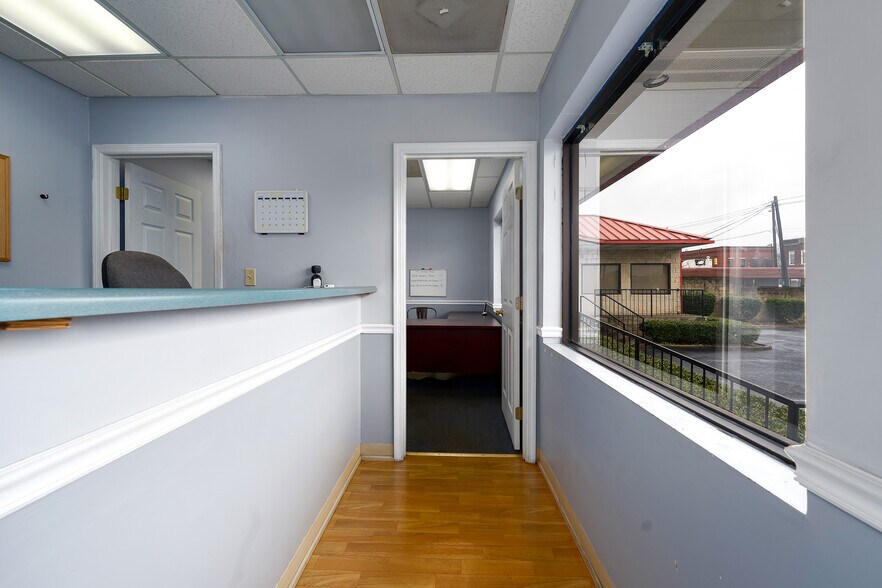 More Photos Of 5547 1st Ave N, Birmingham Freestanding For Sale