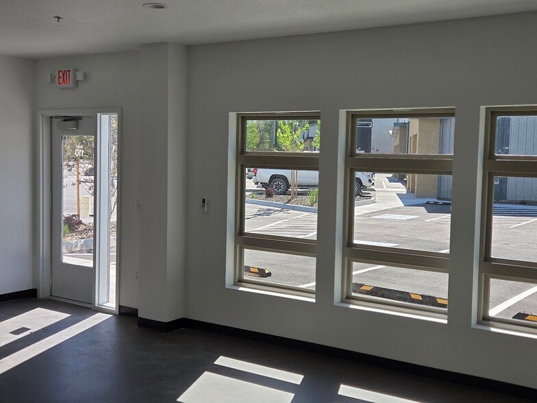 More Photos Of 439 N Broadmore Way, Nampa Unknown For Lease