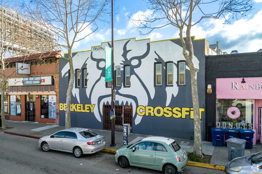 Primary Photo Of 2009 San Pablo Ave, Berkeley Freestanding For Lease