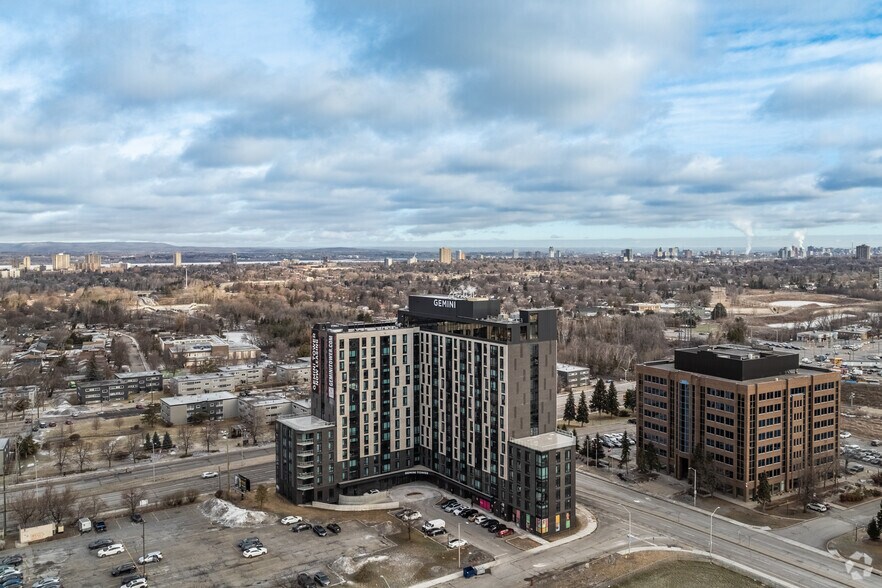 More Photos Of 2140 Baseline, Ottawa Apartments For Lease