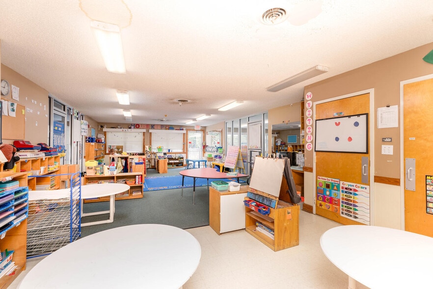 More Photos Of 2081 Mesa Valley Way, Austell Specialty For Sale