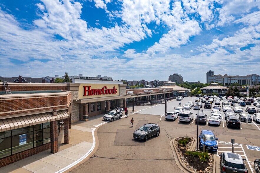 More Photos Of 7423-7495 France Ave S, Edina Storefront Retail Office For Lease