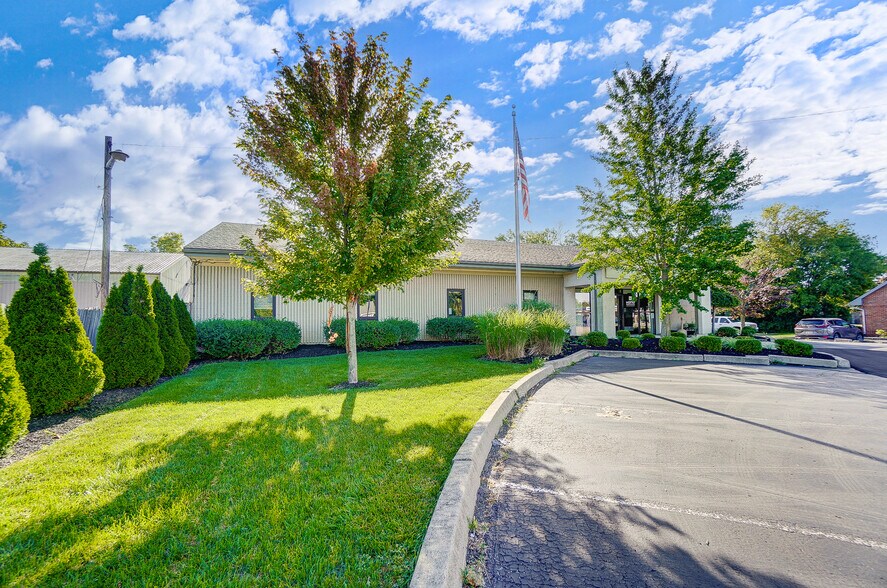 More Photos Of 8900 N Dixie Dr, Dayton Medical For Lease