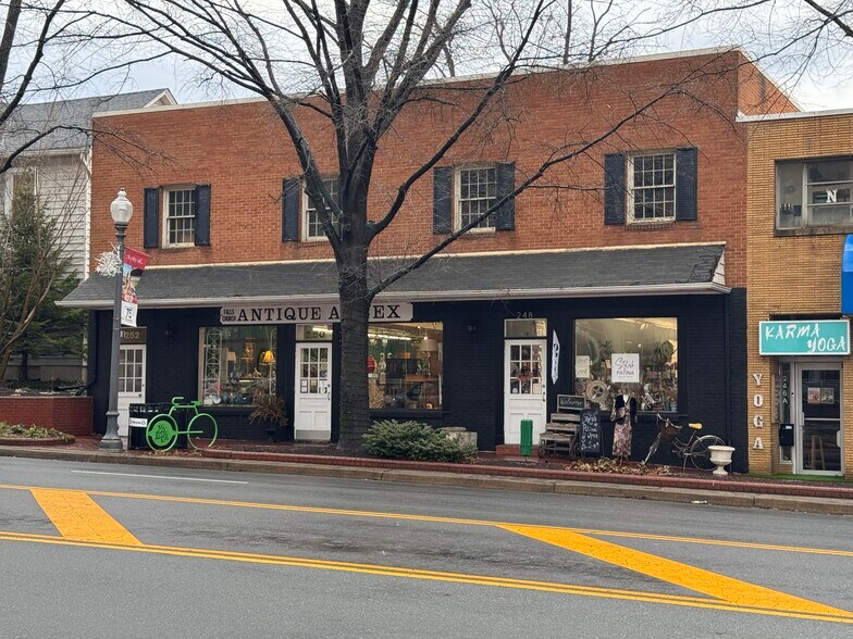 Primary Photo Of 248-252 W Broad St, Falls Church Storefront Retail Office For Lease