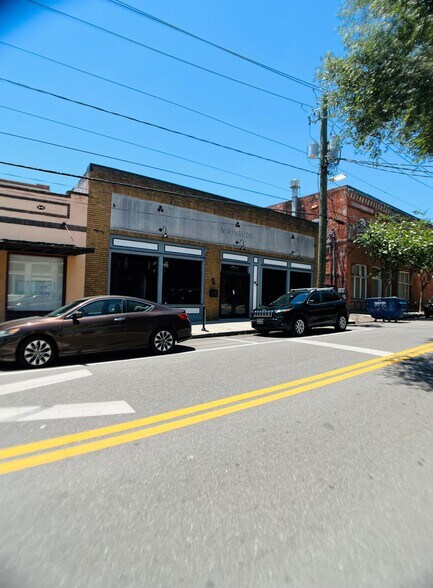 More Photos Of 1710 N 14th St, Tampa Storefront For Lease