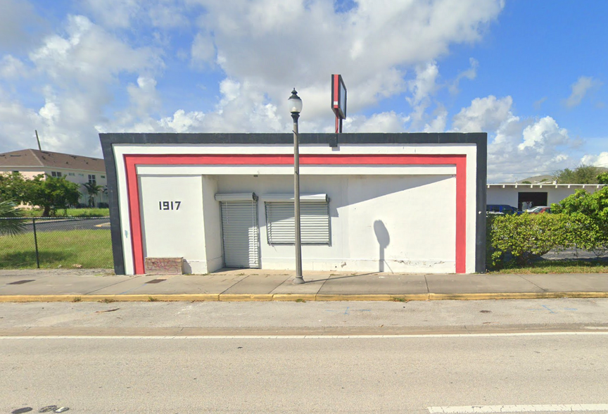 Primary Photo Of 1917 N Dixie Hwy, West Palm Beach Storefront Retail Office For Lease