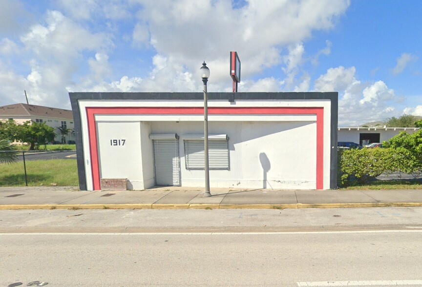 Primary Photo Of 1917 N Dixie Hwy, West Palm Beach Storefront Retail Office For Lease