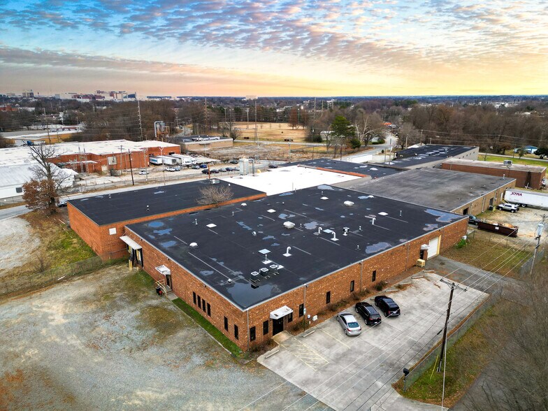 Primary Photo Of 1330 Potts Ave, High Point Warehouse For Sale
