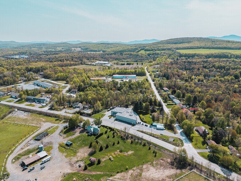 More Photos Of 2349 Rue Principale, Dunham Industrial For Sale