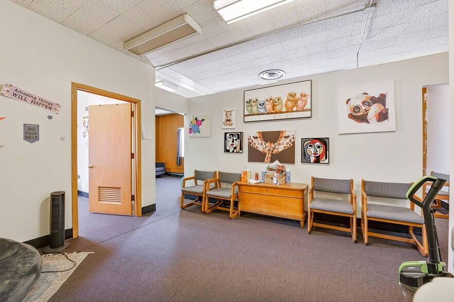 More Photos Of 3500 N Sherman Blvd, Milwaukee Loft Creative Space For Sale