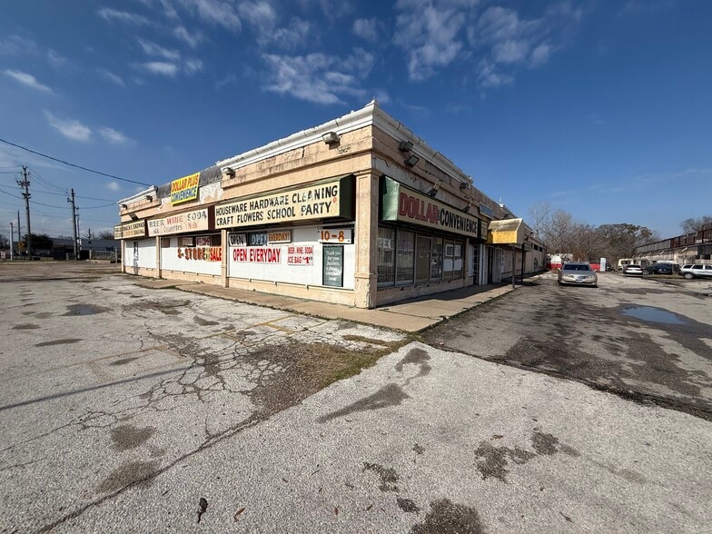 More Photos Of 5229 Griggs Rd, Houston Storefront For Sale