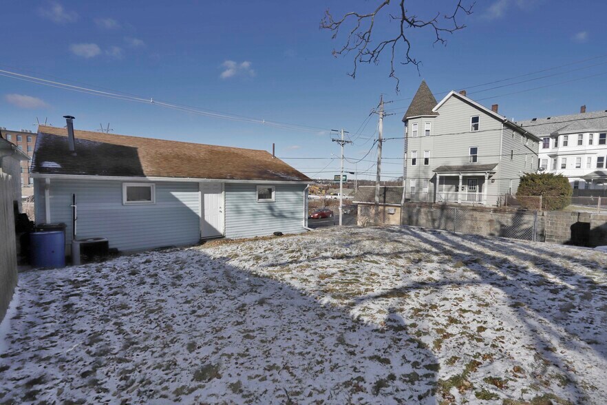 More Photos Of 161 Lindsey St, Fall River Office Residential For Sale