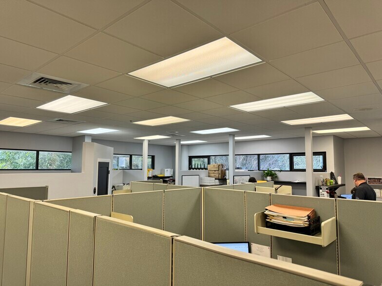 More Photos Of 2650 N Dixie Fwy, New Smyrna Beach Office For Sale