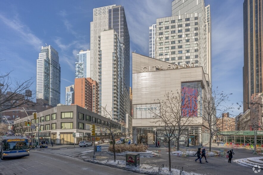 More Photos Of 10 City Pt, Brooklyn Apartments For Lease