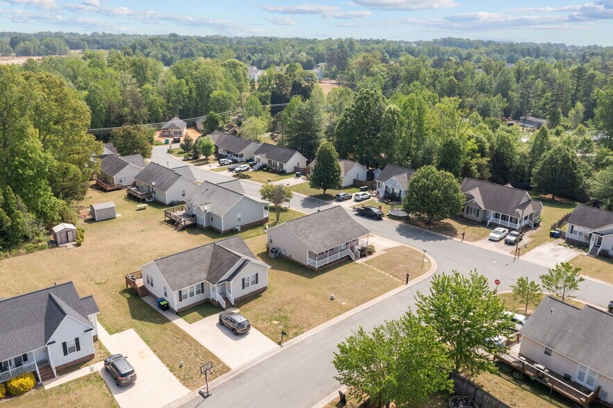 More Photos Of 701 Bob Baxter Dr, Elon Specialty For Sale