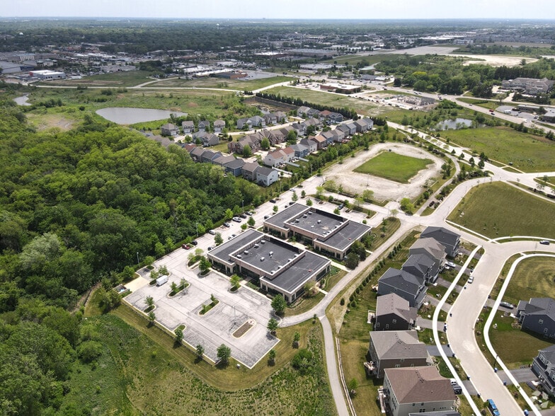 More Photos Of 320 Cardinal Dr, St Charles Medical For Lease