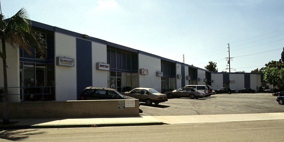 Primary Photo Of 3264 E Willow St, Signal Hill Warehouse For Lease