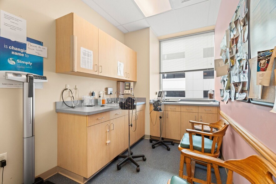 More Photos Of 625 6th Ave S, Saint Petersburg Medical For Sale