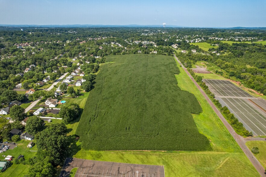 More Photos Of 841 Gravel Pike, Collegeville Supermarket For Lease
