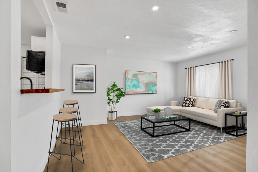 More Photos Of 1830 S Clyde Morris Blvd, Daytona Beach Apartments For Sale