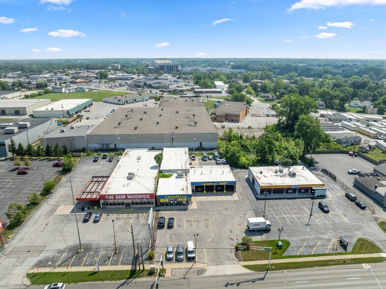 More Photos Of 4106 Coldwater Rd, Fort Wayne Auto Repair For Sale
