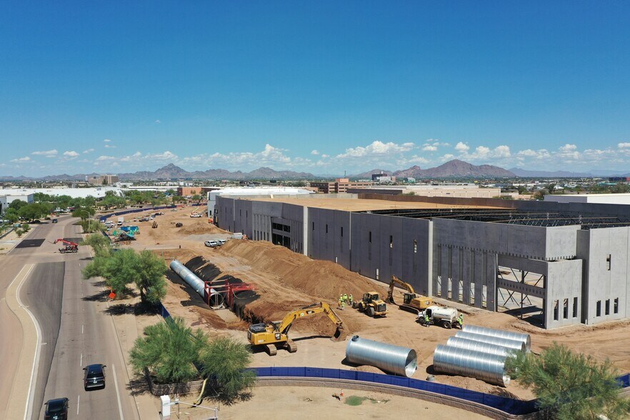 More Photos Of 1875 E Sky Harbor Cir N, Phoenix Unknown For Lease