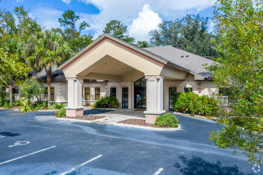 Primary Photo Of 7000 NW 11th Pl, Gainesville Medical For Lease