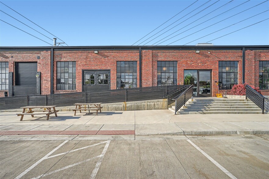 Primary Photo Of 389 S Lipan St, Denver Warehouse For Sale