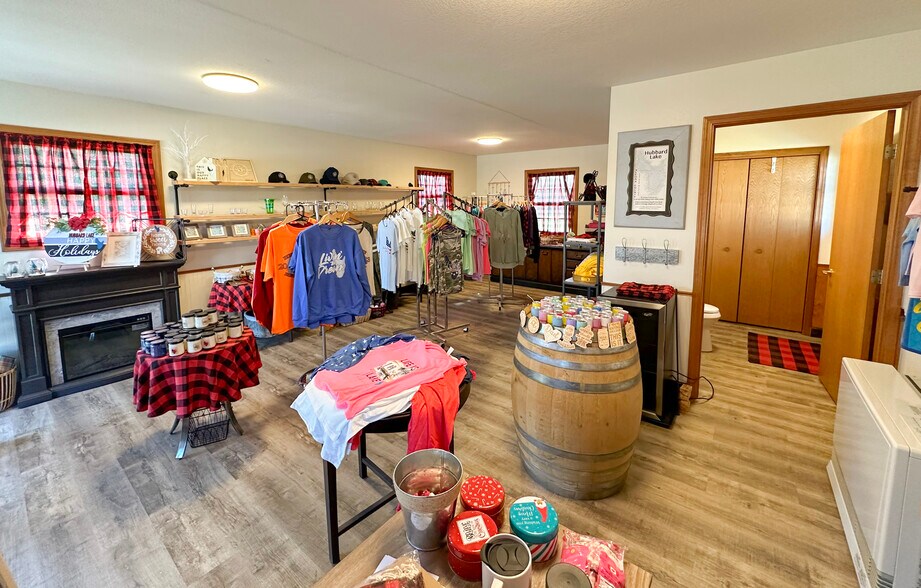 More Photos Of 1511 Hubert Rd, Hubbard Lake Freestanding For Sale