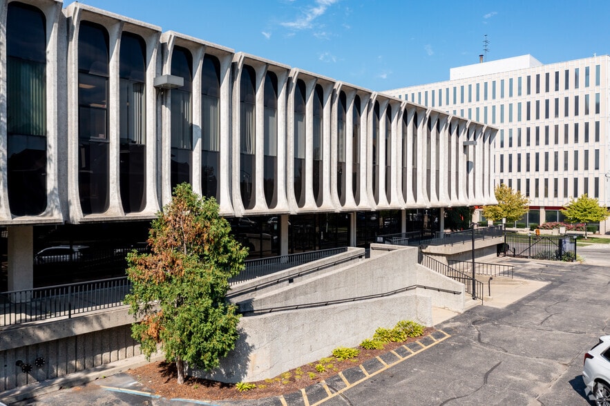 More Photos Of 7650 2nd Ave, Detroit Specialty For Lease