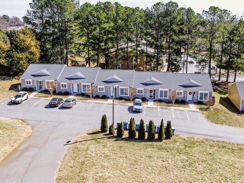 More Photos Of 125 1st Avenue Dr SE, Taylorsville Apartments For Sale