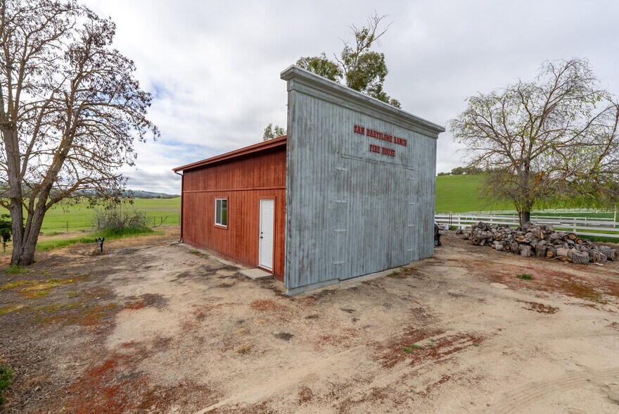 More Photos Of 76525 Interlake Rd, Bradley Land For Sale