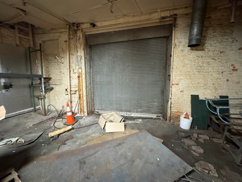 More Photos Of 1149 Watson St, Baltimore Warehouse For Sale